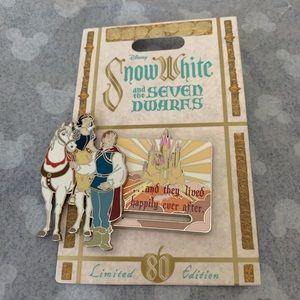 Snow White 80th Anniversary Slider Pin LE 2000